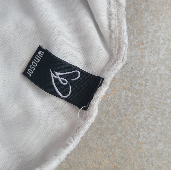 Windsor White and Navy Blue Dress - Picture 4 of 4